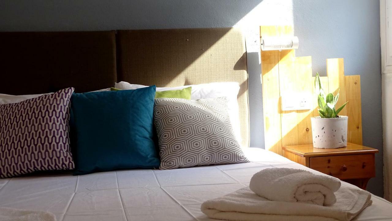 Boutique * Malia